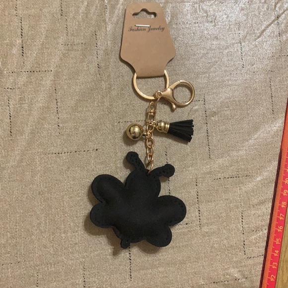 New Bee Rhinestone Keychain 2” - Picture 4 of 6